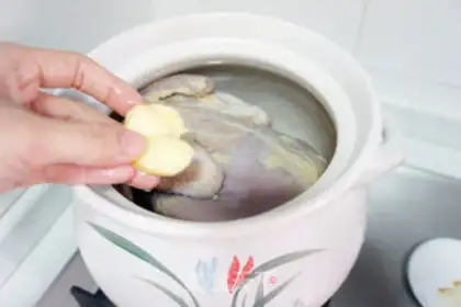 Make Rock chicken soup step 2