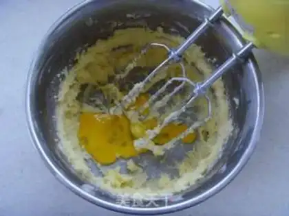 Make Red-tree cookies step 1