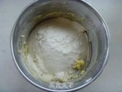 Make Red-tree cookies step 2