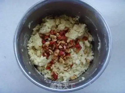 Make Red-tree cookies step 3