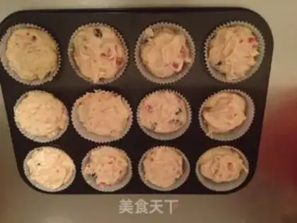 Make Berry chocolate cake step 3