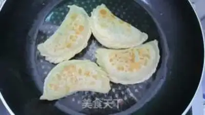 Make Hot noodles step 16
