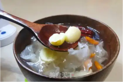 Make Ice sugar, silver-eared soup step 7