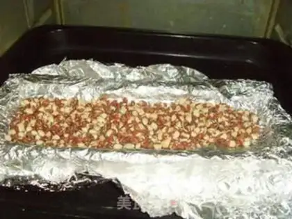 Make Caramel banana tower step 5