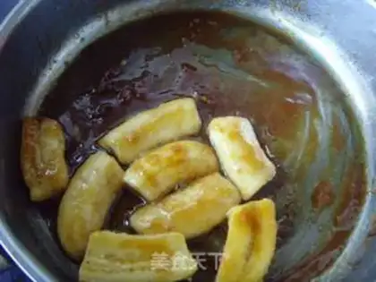 Make Caramel banana tower step 14