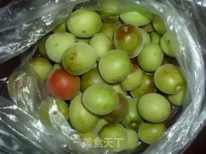 Make Green plum wine step 0