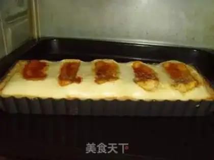 Make Caramel banana tower step 17