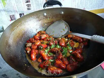 Make Spicy lobster step 7