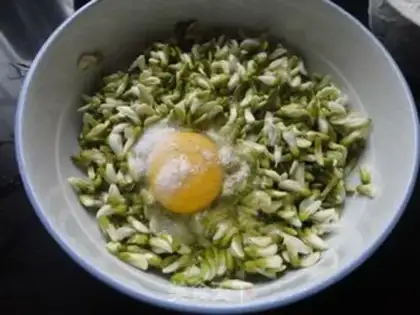 Make Porridge eggcake step 2