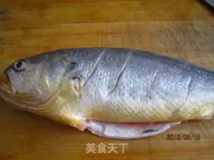 Make Cheese juice for yellow fish step 4