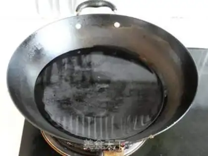 Make Bone soup pan helmet step 4