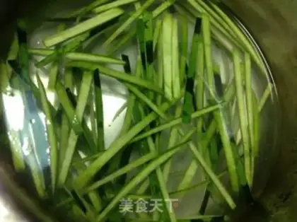 Make Watermelon tea step 1