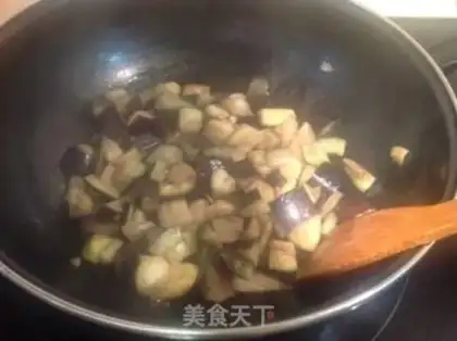Make Meat and eggplant step 1