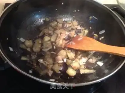 Make Meat and eggplant step 3