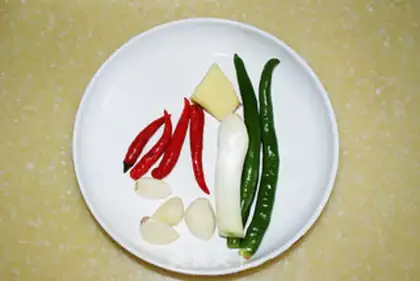 Make Hot-fried flower clams step 1