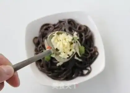 Make Spicy root powder step 4