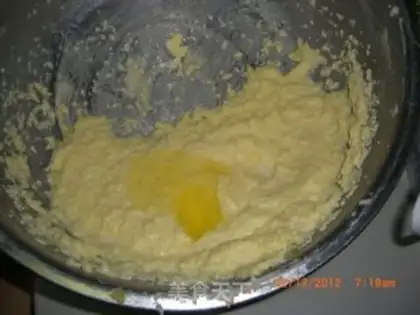 Make Pelican pretzels step 7
