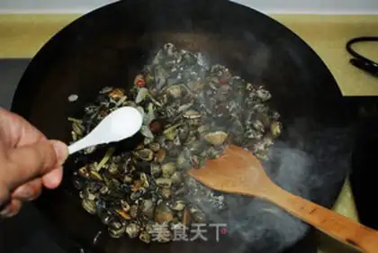 Make Hot-fried flower clams step 7