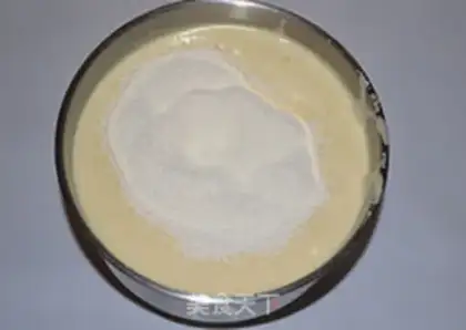 Make Old chicken cake step 2