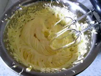 Make Cream cream strawberry cake step 7