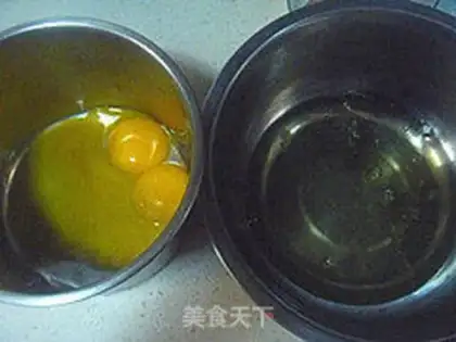 Make Paint cake rolls step 1