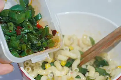 Make Pistol crab macaroni step 6