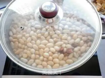 Make Celery with peanuts step 2