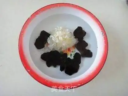 Make Celery with peanuts step 4