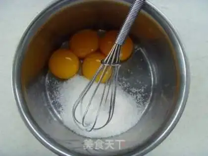 Make Jelly cake rolls step 1