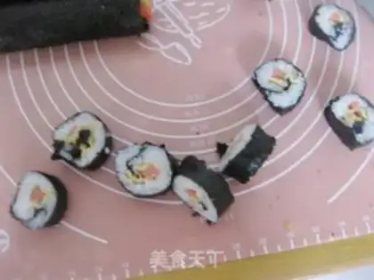 Make Ham pine sushi step 9