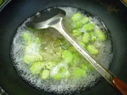 Make Sheeptails, beans and eggs soup step 8