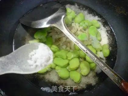 Make Sheeptails, beans and eggs soup step 9