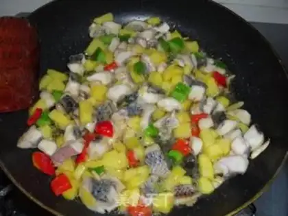Make Blackfish pineapple step 11