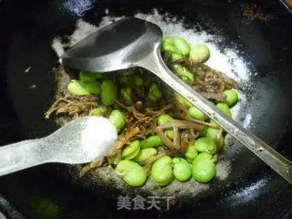 Make Scrambled beans step 8