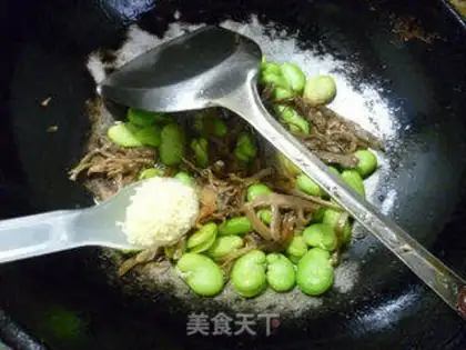 Make Scrambled beans step 9