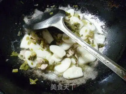Make The spinal pastry in the snow step 9