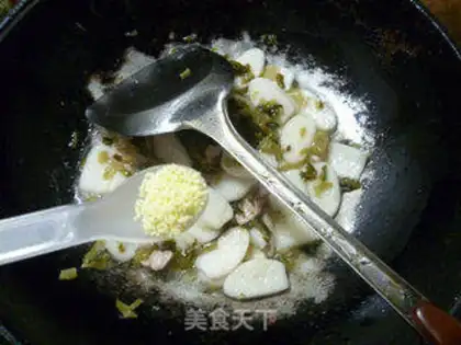 Make The spinal pastry in the snow step 11