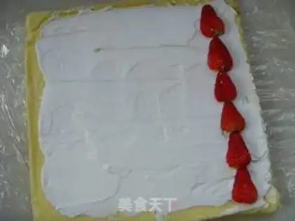 Make Strawberry roll step 13