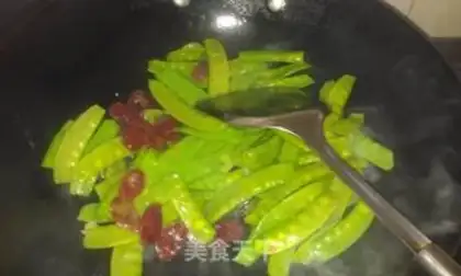 Make Weenie Dutch beans step 3