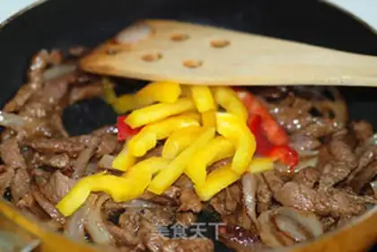 Make Beef pastry step 3