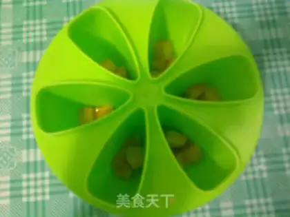 Make Milk saloon popsicles step 6