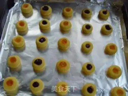 Make Jelly cookies step 6