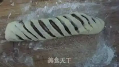 Make Bean roll bread step 9