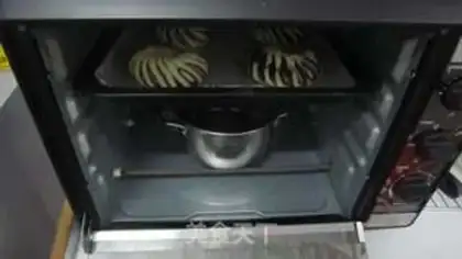 Make Bean roll bread step 11