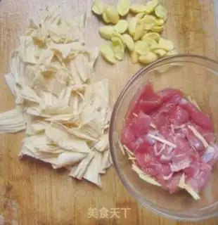 Make Scrawny porridge step 1