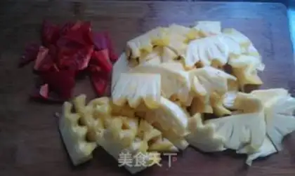 Make Pineapple fried ribs step 1