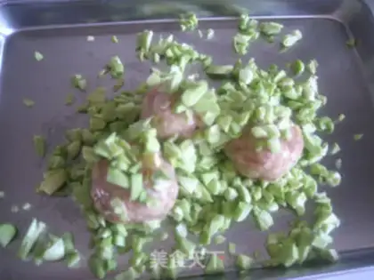 Make Emeraldballs step 6