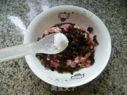 Make Blackwood eggs steam meat step 6