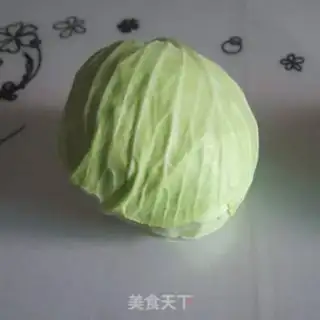 Make Bean petal sauce and cabbage step 0
