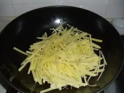 Make Spicy potatoes step 4